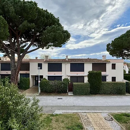 Avec Piscine, Tennis, Proche Mer, Calme, Parking Prive - - Fr-1-225-714 Apartment